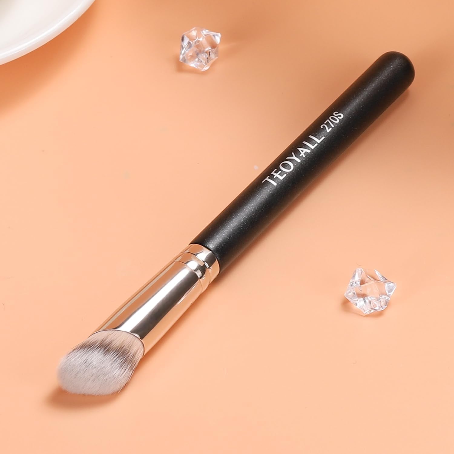Unter-Augen-Concealer Pinsel, Angewinkelter Kontur Pinsel, Synthetischer Kabuki Pinsel Zum Verbergen, Mischen, Festlegen Und Auftragen Von Flüssigen, Cremes Und Puder-Kosmetika
